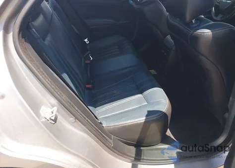 2015 Chrysler 300 S from USA, damaged, VIN 2C3CCABG2FH882611